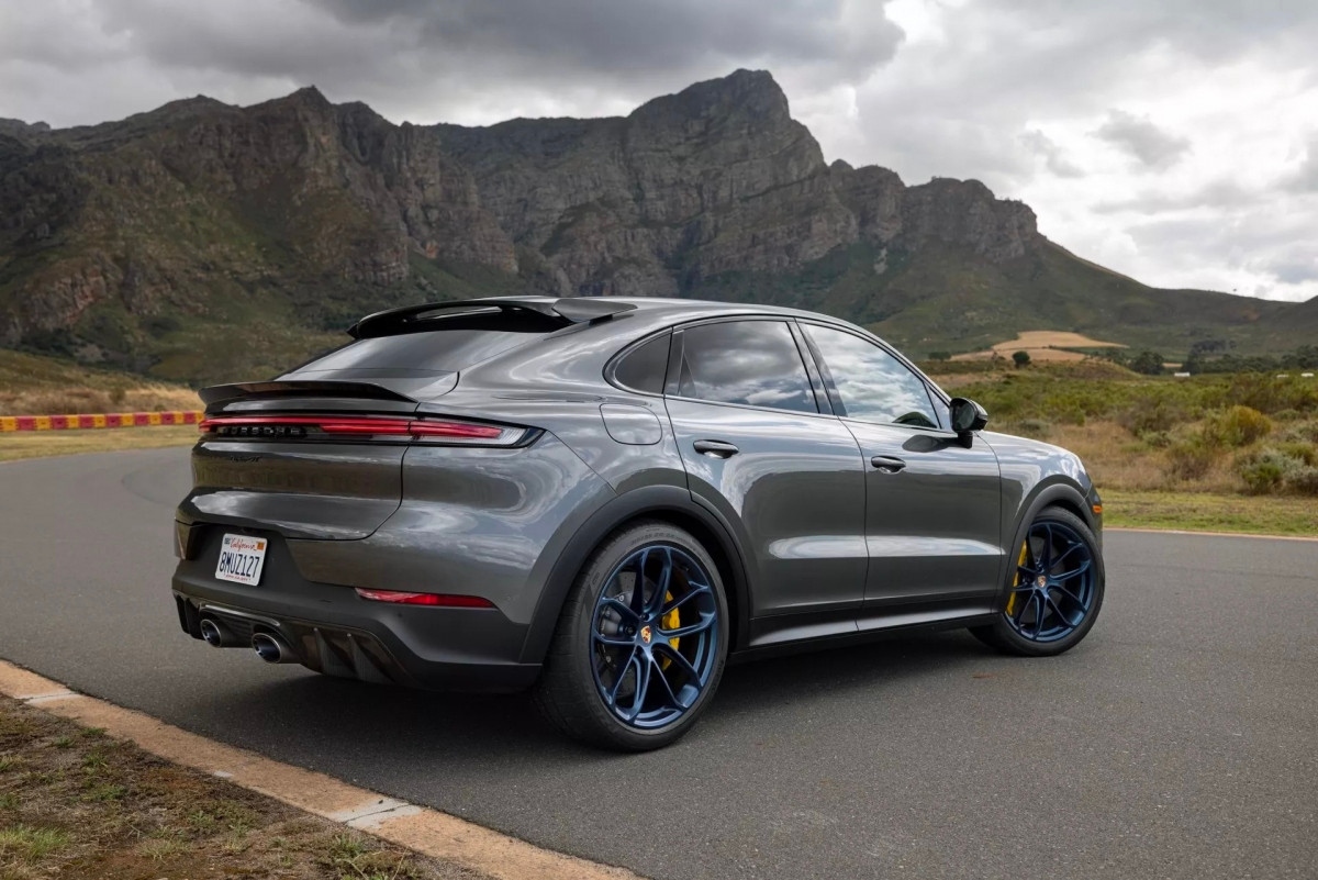 Khám phá những thay đổi trên Porsche Cayenne 2024 vừa ra mắt - Ảnh 3.