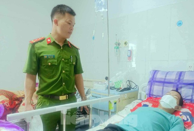 Chiến sĩ công an vượt 60 km hiến tiểu cầu cứu bệnh nhân nguy kịch - Ảnh 3.