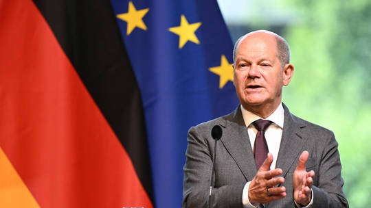 Thủ tướng Scholz: Đức sẽ không bao giờ triển khai quân đến Ukraine - Ảnh 1.