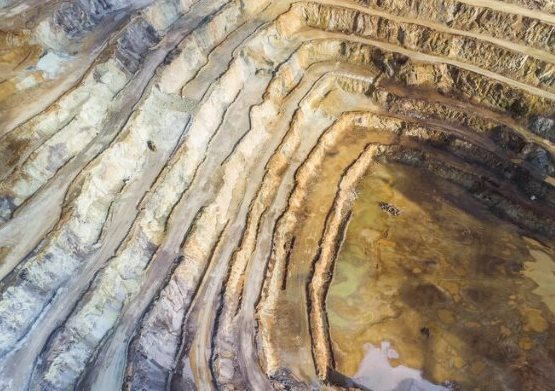 Việt Nam nắm giữ một mỏ vàng kim loại trời cho: Sản lượng đứng thứ 2 thế giới, các “đại bàng” đang đổ xô đến đầu tư nhằm thay thế Trung Quốc - Ảnh 1.