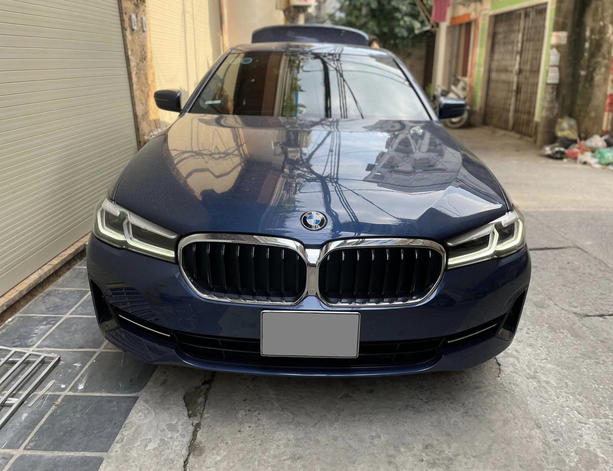 BMW 520i chạy lướt bán lại chưa đến 1,8 tỷ đồng, rẻ hơn 3-Series ‘đập hộp’: Nội thất như xe mới - Ảnh 2.