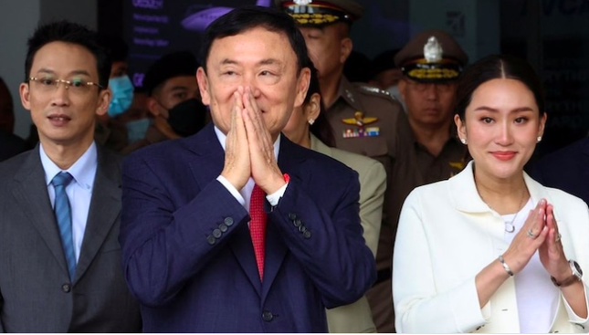 Ông Thaksin nhập viện ngay đêm đầu tiên trở về Thái Lan - Ảnh 1.