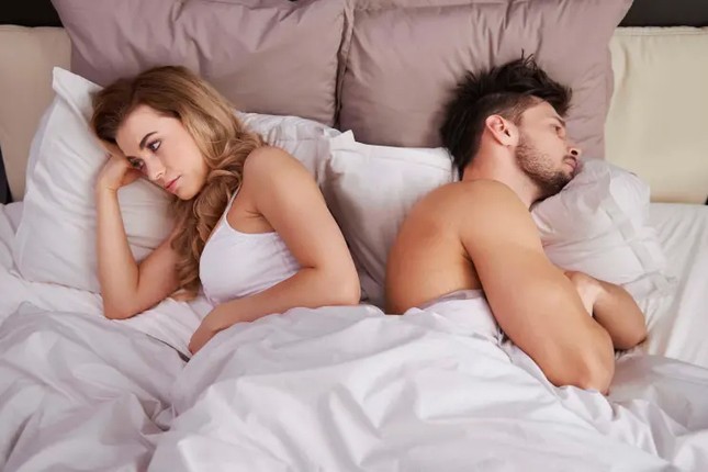 Làm mới chuyện sex, đừng học trên mạng kẻo... ngậm ngùi - Ảnh 3.