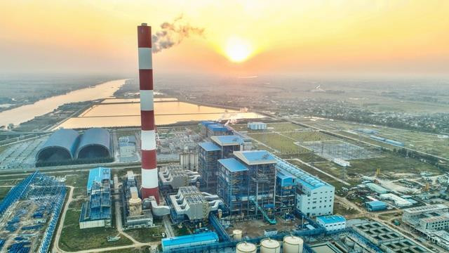Chất thải rắn của nhà máy Nhiệt điện Thái Bình 2 đấu giá được hơn 190 tỷ đồng, cao gấp đôi giá khởi điểm - Ảnh 1.