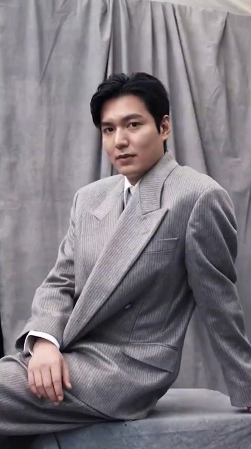 Lee Min Ho lộ gương mặt phát tướng trong loạt ảnh chưa chỉnh sửa, còn đâu vẻ ngoài nam thần - Ảnh 2.