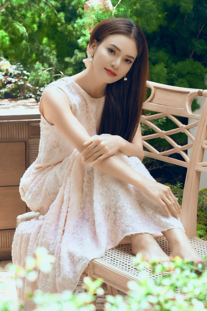 Ca sĩ được phong NSƯT trẻ nhất nhì Việt Nam tuổi 41: Hai lần đổ vỡ hôn nhân, thấy có tội với cha mẹ - Ảnh 1.