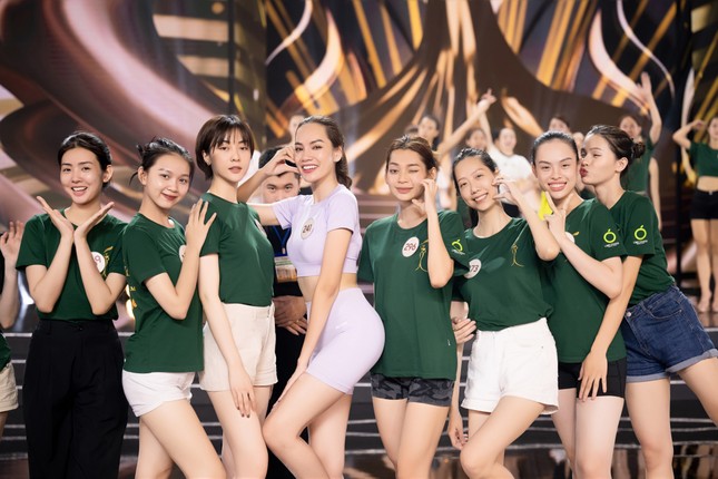 Lê Hoàng Phương đăng quang Hoa hậu Hòa bình Việt Nam 2023 - Ảnh 74.