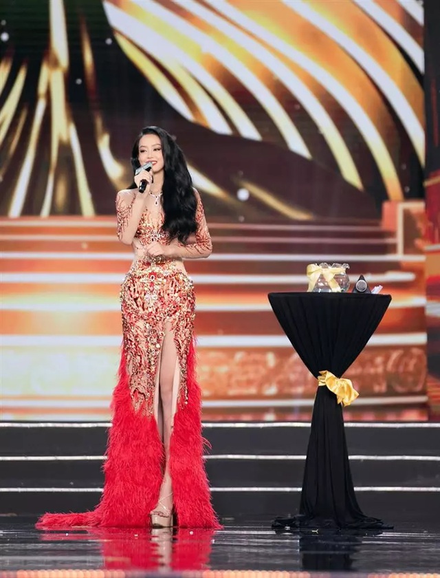 Phụ huynh tân hoa hậu Lê Hoàng Phương và 2 á hậu Miss Grand Vietnam nói gì về con gái? - Ảnh 3.