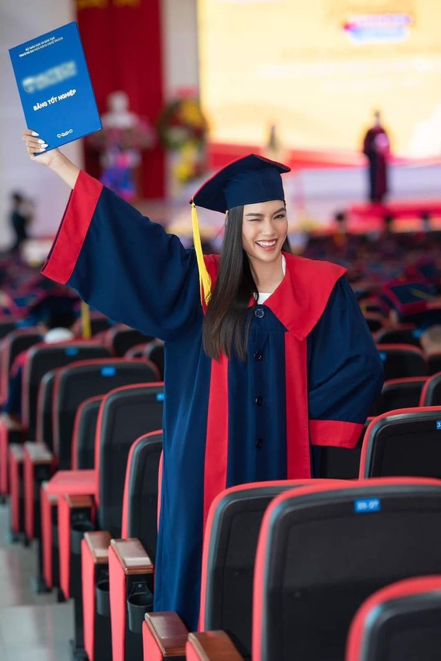 Học vấn top 3 Miss Grand Việt Nam 2023: Tân Hoa hậu từng trượt đại học, Á hậu 2 có thành tích học tập khủng - Ảnh 5.