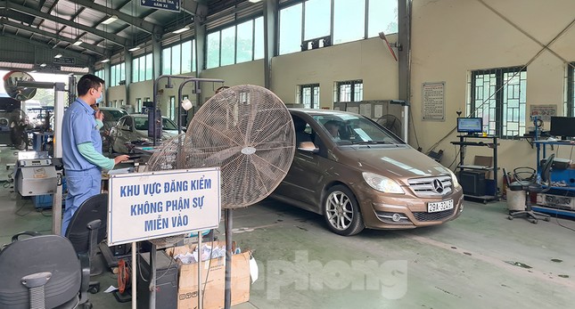 Vụ tiêu cực đăng kiểm: Đảng ủy Bộ Giao thông khai trừ 47 đảng viên - Ảnh 1.