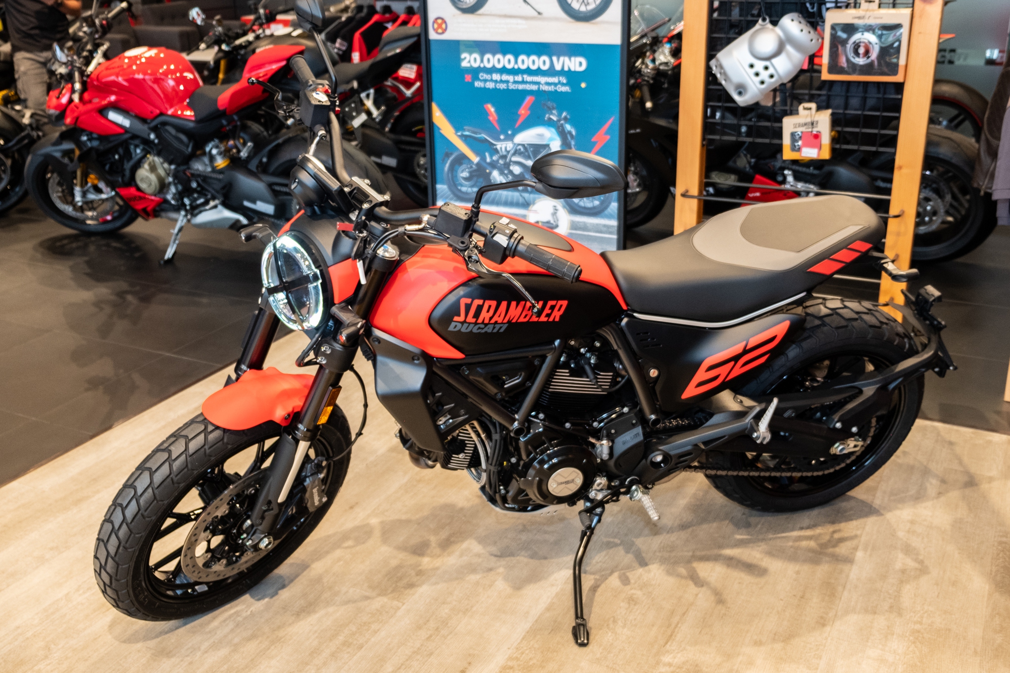 Chi tiết Ducati Scrambler Icon 2023 giá gần 380 triệu tại Việt Nam: Thiết kế khác 70% đời cũ - Ảnh 11.