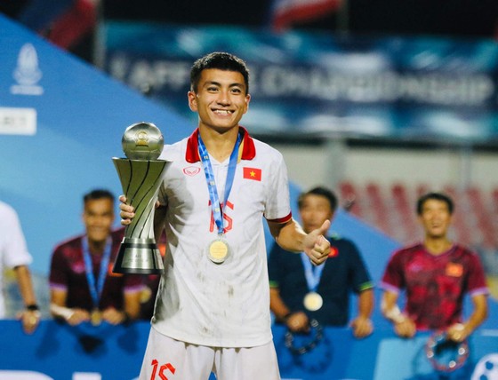 U23 Việt Nam: “Cánh chim lạ” Nguyễn Minh Quang - Ảnh 1.