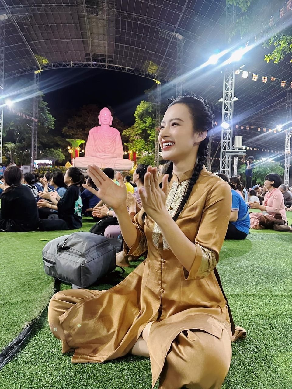 Sao Việt 30/8: Hồng Vân đọ sắc cùng bạn thân Hồng Đào, Bảo Thanh khoe mẹ trẻ đẹp - Ảnh 13.