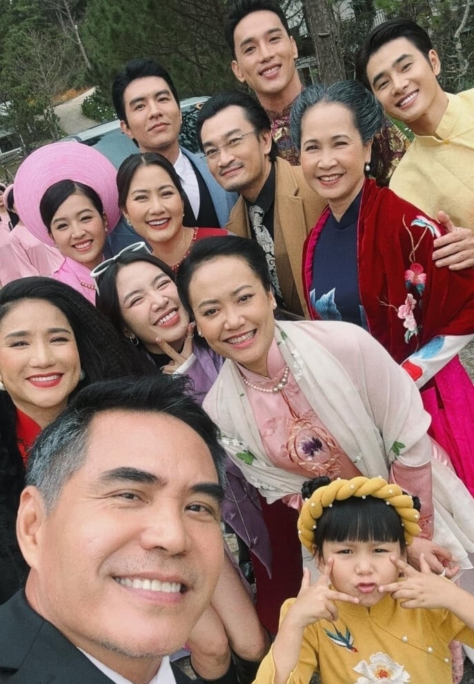 Sao Việt 30/8: Hồng Vân đọ sắc cùng bạn thân Hồng Đào, Bảo Thanh khoe mẹ trẻ đẹp - Ảnh 10.