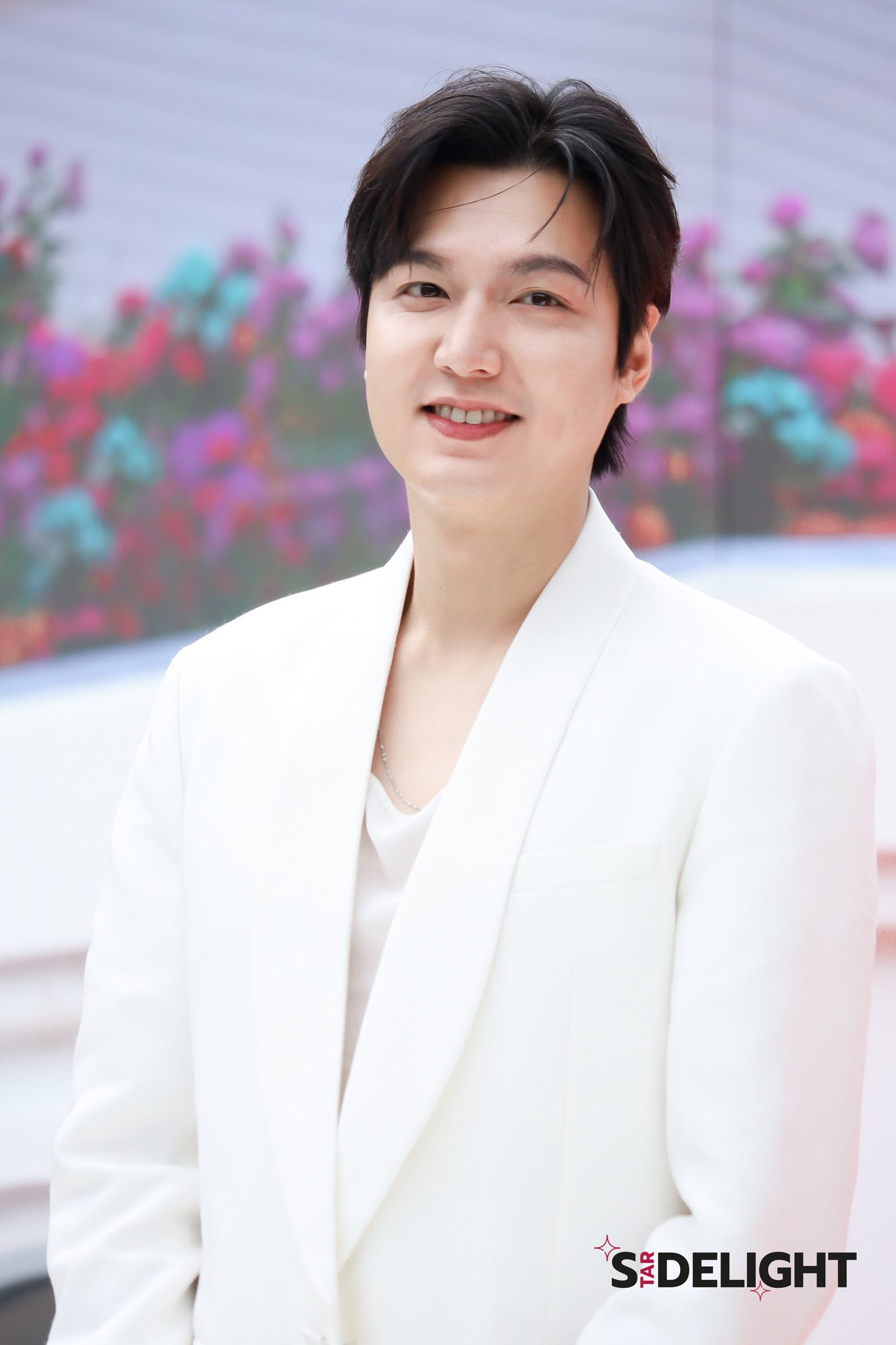 Lee Min Ho gây chú ý với diện mạo ở tuổi U40 - Ảnh 1.