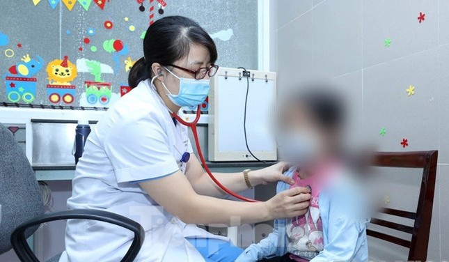Trẻ 13 tuổi ở Lạng Sơn men gan cao gấp 10 lần, nguy kịch vì dùng thuốc giảm cân - Ảnh 1.