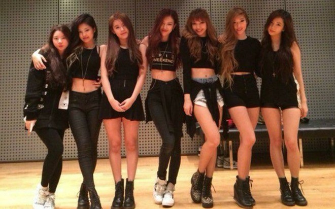 Ảnh chưa công bố về BlackPink