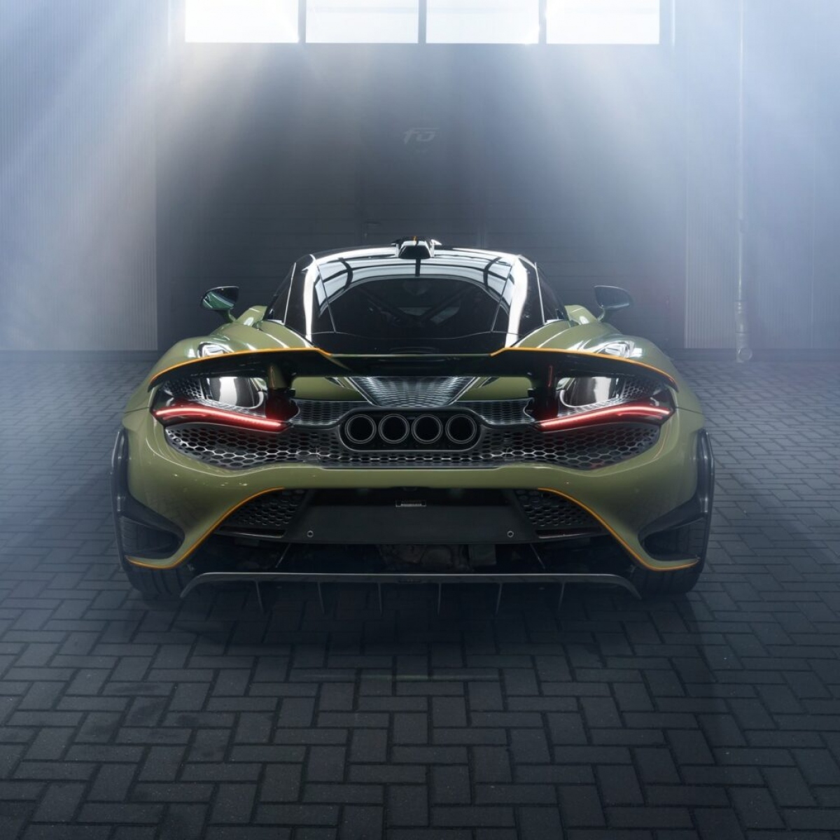 Chiêm ngưỡng McLaren 765L công suất hơn 800 mã lực được độ bởi Novitec - Ảnh 2.