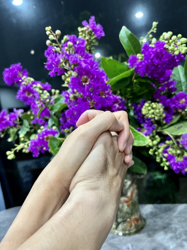 Nữ NSƯT trẻ nhất nhì Việt Nam: 2 lần đổ vỡ hôn nhân nay đã có tin vui ở tuổi 41? - Ảnh 3. Nữ NSƯT trẻ nhất nhì Việt Nam: 2 lần đổ vỡ hôn nhân nay đã có tin vui ở tuổi 41? - Ảnh 3.