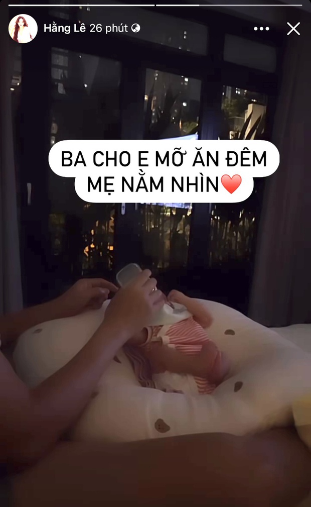  Ông xã Minh Hằng gia nhập hội bố bỉm sữa, thành thạo việc cho con ăn vào giữa đêm - Ảnh 1.