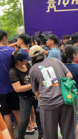 Bắt gặp ái nữ cựu chủ tịch CLB Sài Gòn qua cam thường tại phố đi bộ - Ảnh 3.