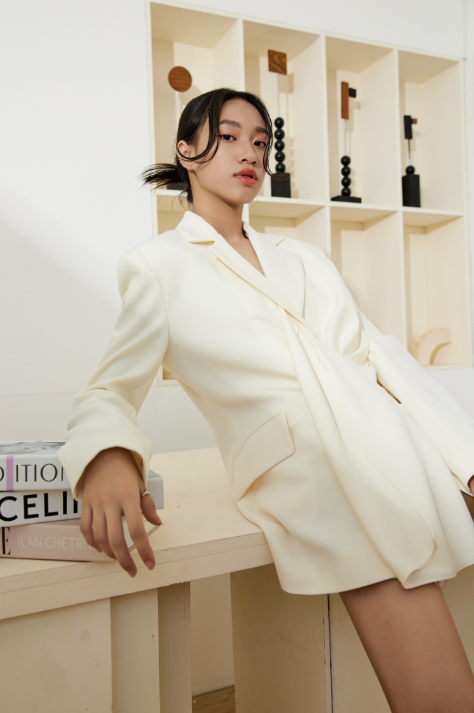 Nhan sắc ấn tượng của mẫu teen cao 1m76 - Phạm Quỳnh Trang - Ảnh 1.