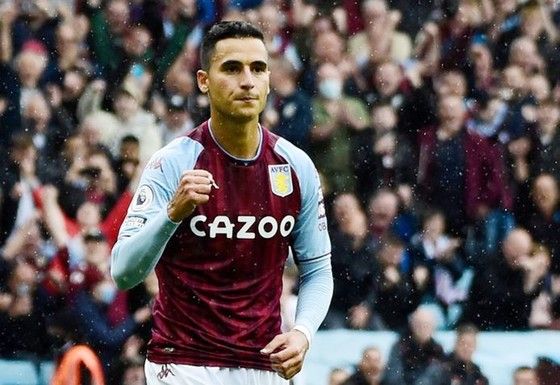 Ten Hag “chữa cháy” bằng hàng miễn phí El Ghazi - Ảnh 2.