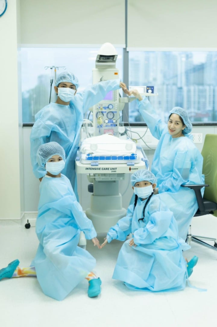 Khánh Thi trải lòng về hành trình vượt cạn lần thứ 3 ở tuổi 41 - Ảnh 4.