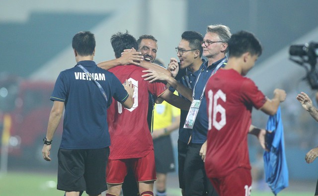 U23 Việt Nam đã coi nhẹ Singapore nhưng đội đủ sức vào top 3 châu Á! - Ảnh 3.