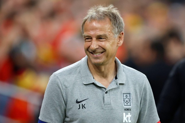 HLV Klinsmann bị ép quay trở lại Hàn Quốc làm việc - Ảnh 1.
