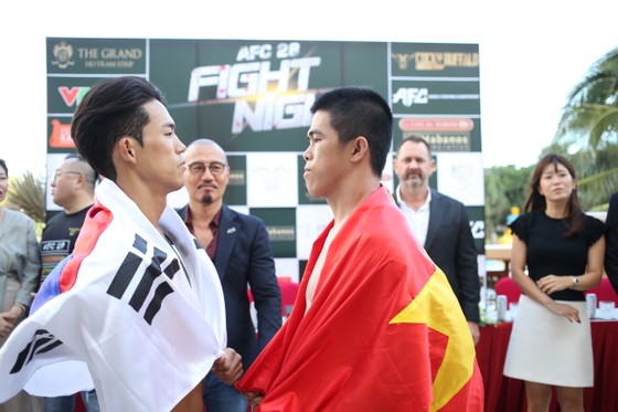 Giải MMA AFC 28: 3 võ sĩ Việt Nam đối đầu dàn cao thủ thế giới - Ảnh 1.