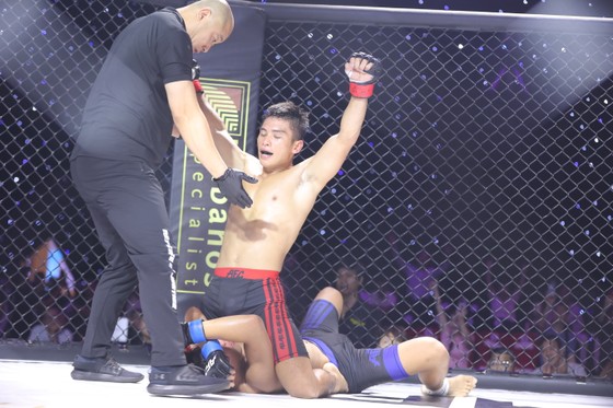 Sự kiện võ thuật MMA AFC 28 mãn nhãn với loạt trận knock-out chớp nhoáng - Ảnh 5.