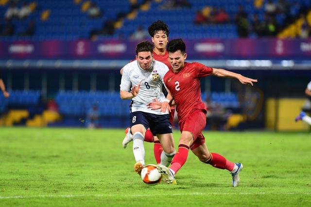 Vòng loại U23 châu Á: HLV Troussier dùng đội hình siêu tấn công cho U23 Việt Nam? - Ảnh 3.