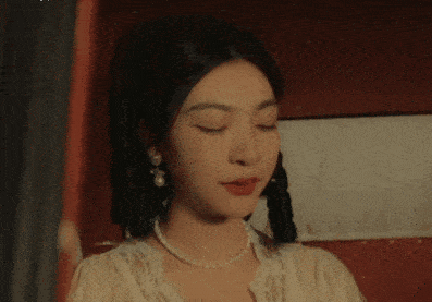 Hot girl mạng 20 triệu fan đóng vai kinh điển của Lưu Diệc Phi, nhan sắc ra sao mà bị chê kém xa thần tiên tỷ tỷ? - Ảnh 5. Hot girl mạng 20 triệu fan đóng vai kinh điển của Lưu Diệc Phi, nhan sắc ra sao mà bị chê kém xa thần tiên tỷ tỷ? - Ảnh 5.