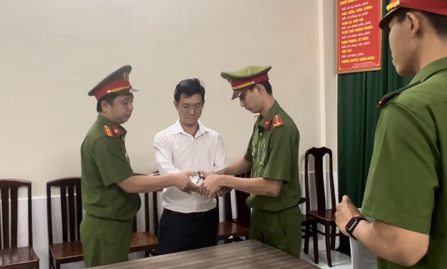 Ca sỹ Vy Oanh sẽ đến dự phiên xét xử bà Nguyễn Phương Hằng và đồng phạm - Ảnh 2.