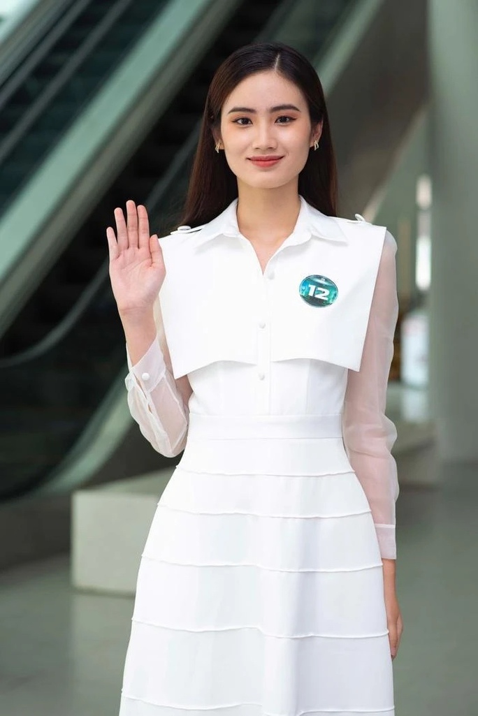 Hoa hậu Ý Nhi đang ở đâu, làm gì? - Ảnh 3.