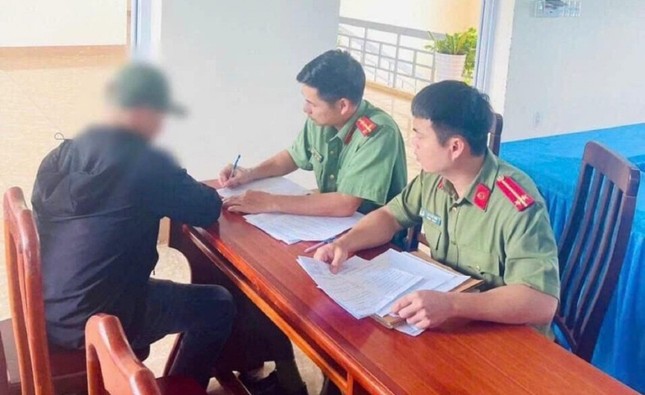 Báo chốt CSGT trên mạng xã hội, người đàn ông ở Đắk Lắk bị xử phạt - Ảnh 1.