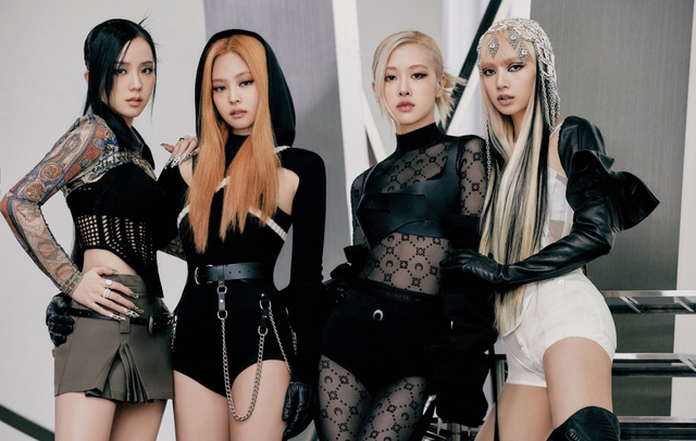 Rosé lộ diện sau tin 3 thành viên BLACKPINK rời YG, biểu cảm sao gượng thế này?  - Ảnh 7.