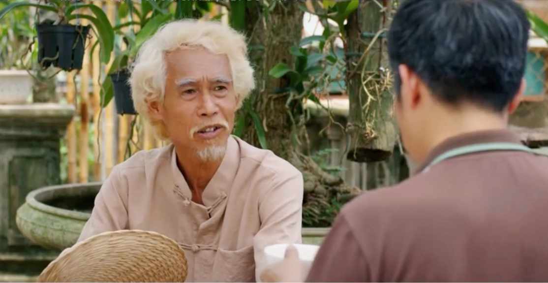 Nam nghệ sĩ khắc khổ nhất màn ảnh Việt: Ngoài đời sống hạnh phúc đáng ngưỡng mộ bên vợ đẹp kém 25 tuổi - Ảnh 1.