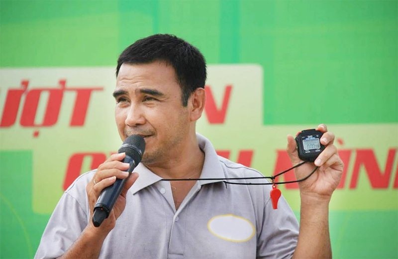 Rộ clip hậu trường Quyền Linh cãi nhau với ekip gameshow đòi nghỉ quay, nguyên nhân là gì? - Ảnh 4.