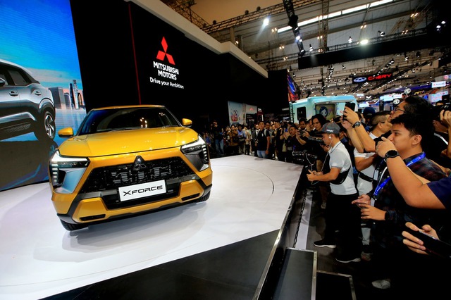 Mitsubishi Xforce tạo cơn sốt, được ví như ‘tiểu Lamborghini Urus’ - Ảnh 1.