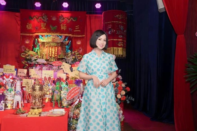 Nhan sắc ca sĩ tỉ phú Hà Phương sau tin đồn dao kéo - Ảnh 3.