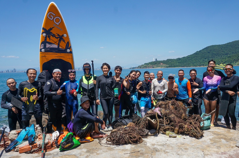 Chuyện những chiếc lưới ma bức tử san hô ở Đà Nẵng và nhóm phượt đáy biển, giải cứu đại dương - Ảnh 24.