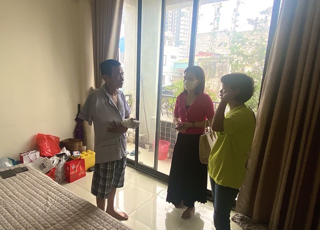 Vụ cháy chung cư mini: Người sống sót đối mặt di chứng, chồng chất khó khăn