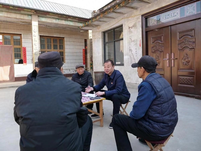 Vì sai lầm, cựu quân nhân Trung Quốc “mắc nợ” khi về già: Lương hưu 36 triệu đồng/tháng vẫn trả nợ thay con