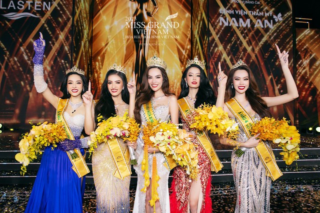 Khung ảnh bùng nổ nhan sắc của Top 5 Miss Grand Vietnam: Lê Hoàng Phương và Bùi Khánh Linh đọ sắc căng đét - Ảnh 5.