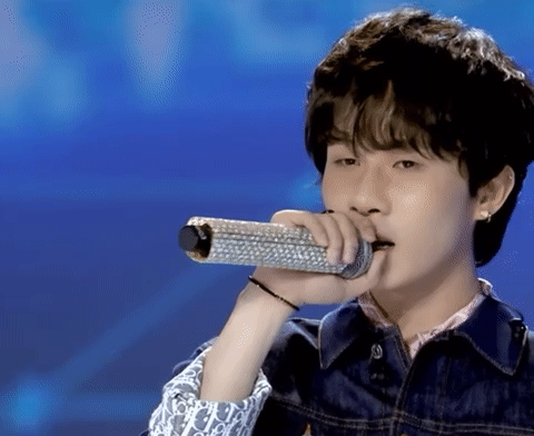 Jack bất ngờ xuất hiện tr&ecirc;n s&oacute;ng Vietnam Idol, bộc bạch sau thời gian vắng b&oacute;ng: M&igrave;nh l&agrave; người t&iacute;ch cực, lu&ocirc;n hướng về ph&iacute;a trước - Ảnh 2.