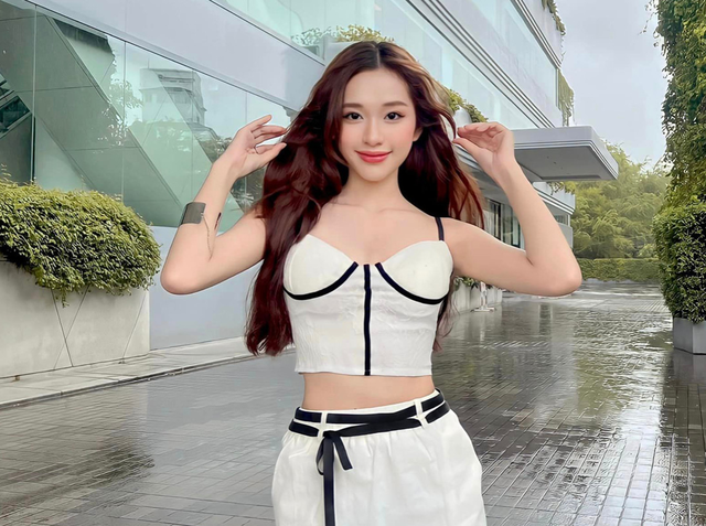  Nhan sắc gái xinh Rap Việt có gì mà khiến thành viên tứ hoàng streamer điêu đứng?  - Ảnh 2.