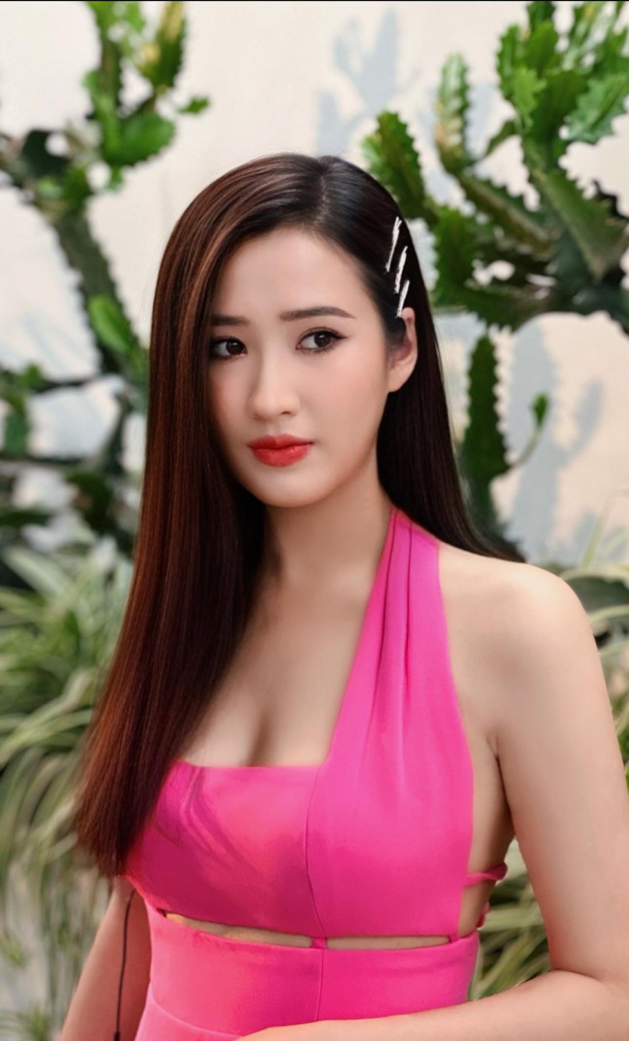 Đằng sau những cái tát của Nhung tiểu tam Làng trong phố - Ảnh 1.