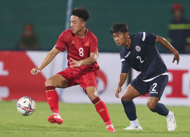  Tuyển thủ U23 Việt Nam ghi bàn thắng gửi tặng bạn gái  - Ảnh 14.